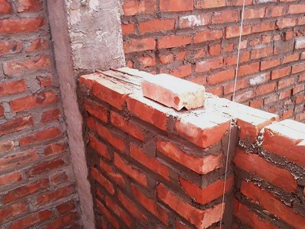 tường gạch 220